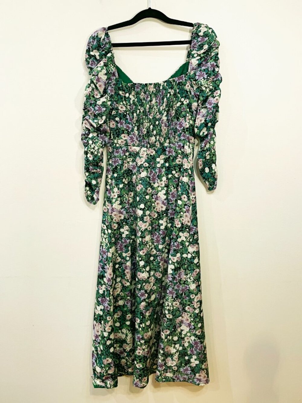 Like New Astr Ruched Sleeve Floral Midi Dress Green Purple XS - Picture 4 of 8